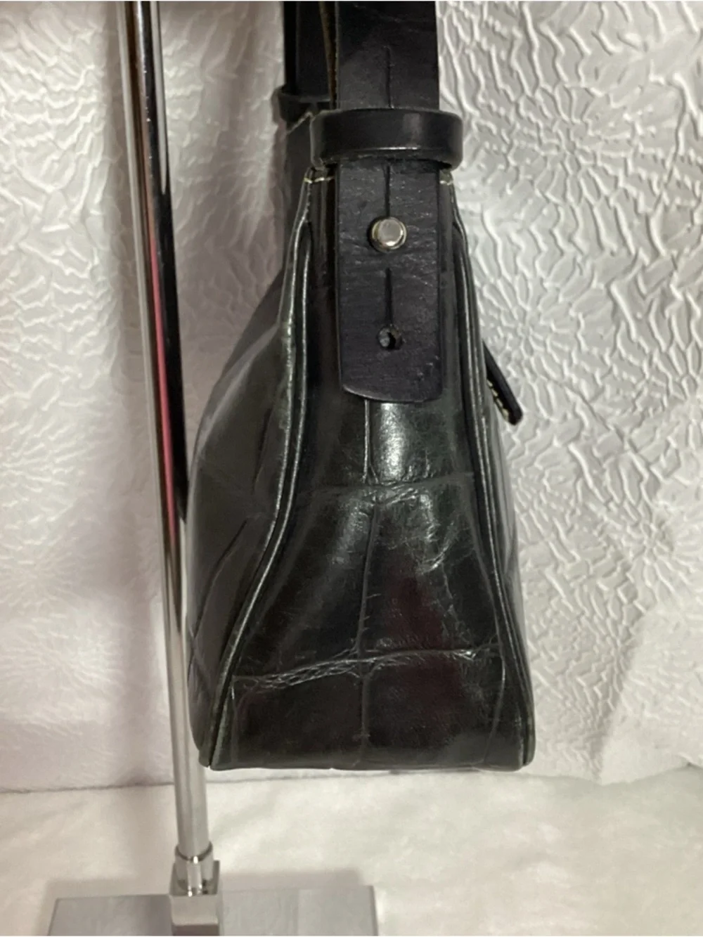 Dooney & Bourke Black Crocodile Embossed Leather Hobo Bag Classic Beauty